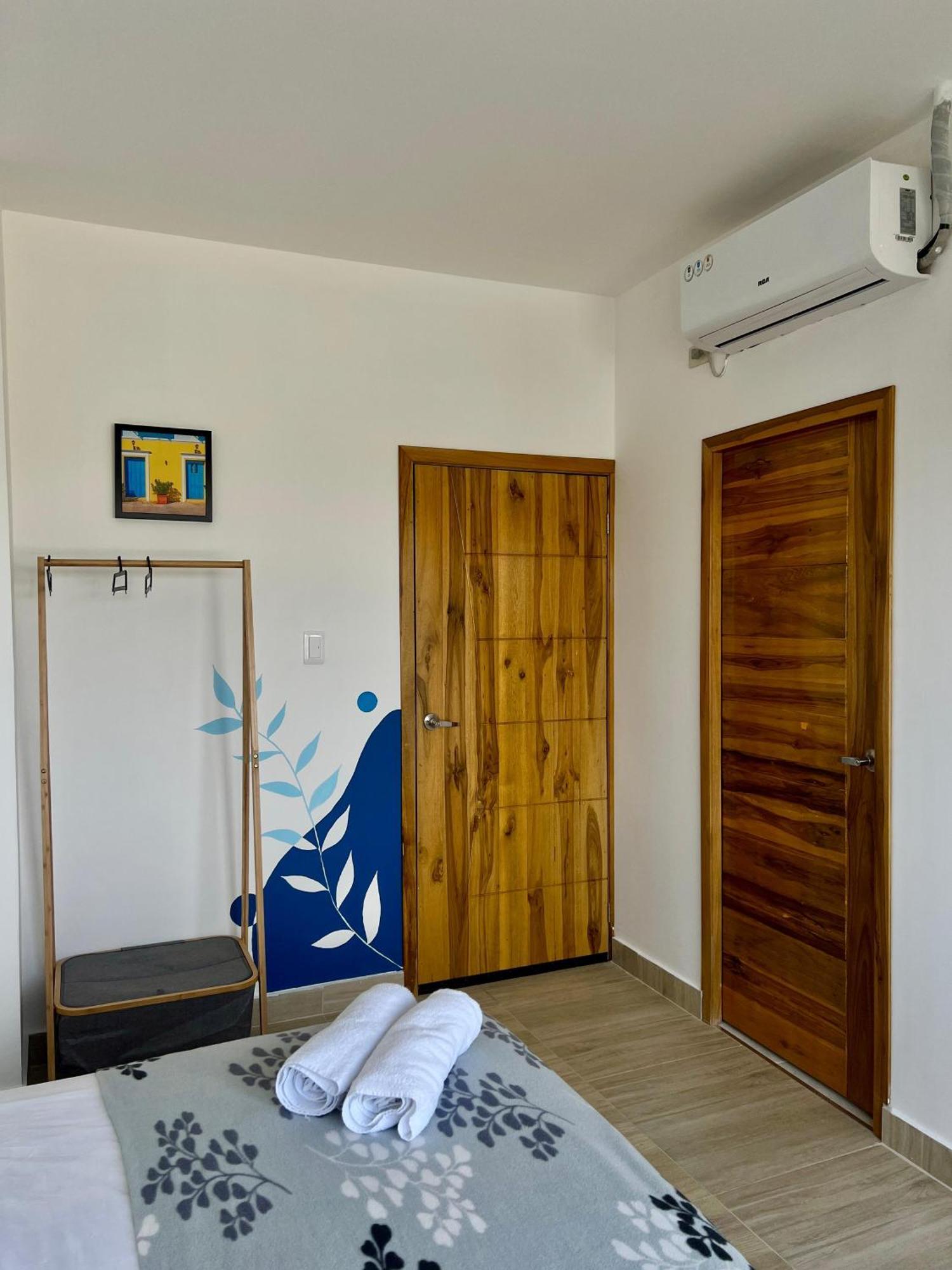 Ohana Beach Hotel Playas Exterior foto